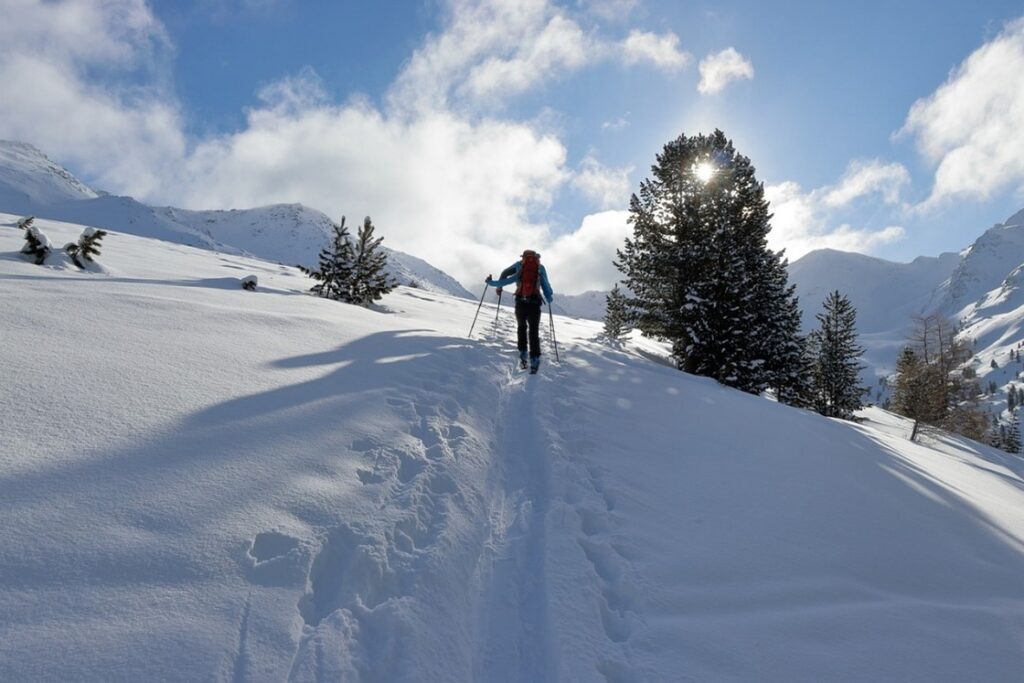 paseo nieve escapada romantica laponia a medida